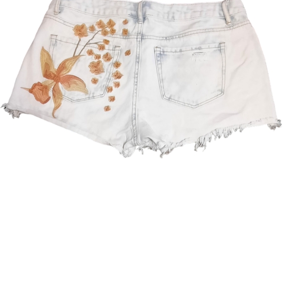 Jean shorts - Picture 2 of 3